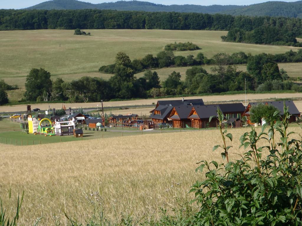 Ubytovanie Koliba Pacho - Zrub Katka Prievidza Buitenkant foto