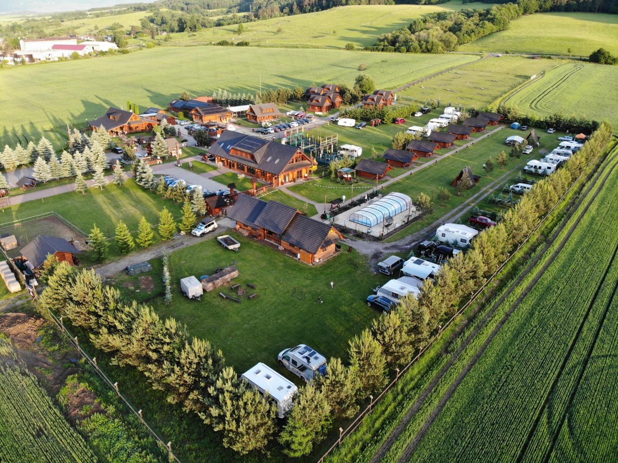 Ubytovanie Koliba Pacho - Zrub Katka Prievidza Buitenkant foto