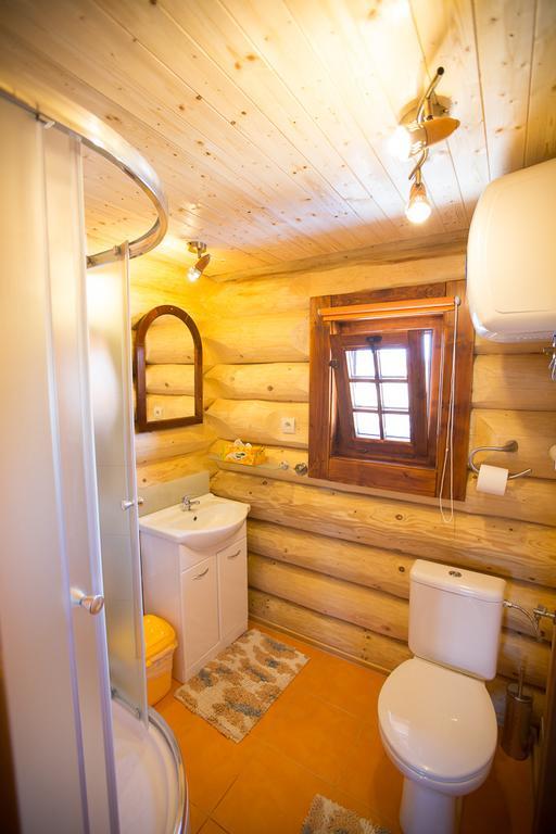 Ubytovanie Koliba Pacho - Zrub Katka Prievidza Kamer foto
